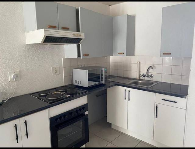 3 BEDROOM APARTMENT FOR SALE IN WESTDENE